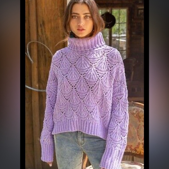 LUX By POL Sweater - Picture 3 of 9